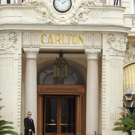 Апартаменты First Floor 15 Rue Notre Dame With Vast Terrace *