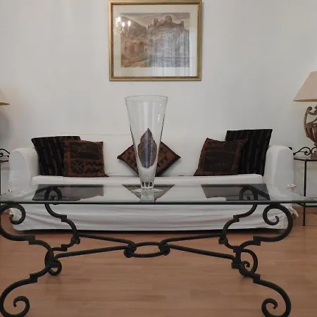 Апартаменты First Floor 15 Rue Notre Dame With Vast Terrace