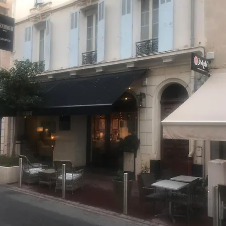 First Floor 15 Rue Notre Dame With Vast Terrace Apartman Cannes